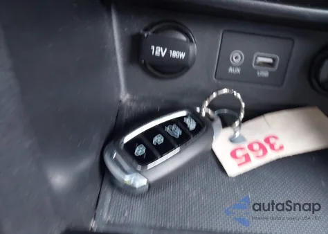 2018 Hyundai Kona Sel из США, поврежденный, VIN KM8K22AA9JU146019